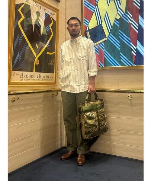 BROOKS BROTHERS(ブルックスブラザーズ)の「コットンオックスフォード ストライプ フライデーシャツ(シャツ/ブラウス・メンズ・ブルー/ピンク/イエロー/ホワイト/パープル・X-SMALL/X-LARGE/MEDIUM/SMALL/LARGE)」の15枚目の写真