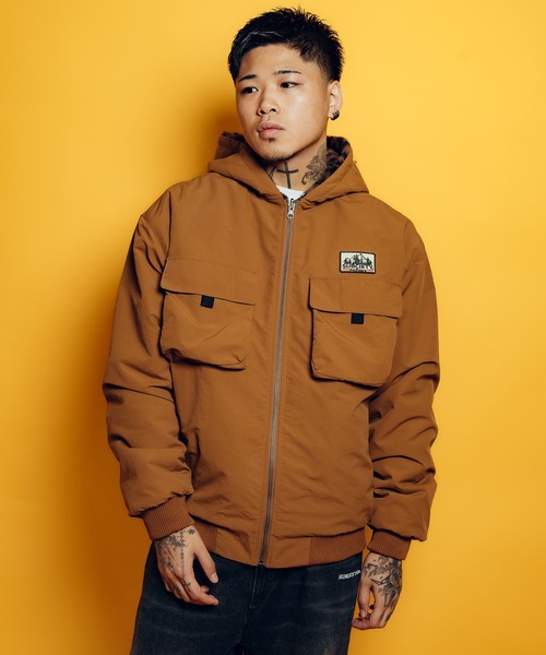 Subciety(サブサエティ)の「Reversible nylon fur blouson(ブルゾン・メンズ・オリーブ/ブラック/キャメル・X-LARGE/LARGE/MEDIUM/SMALL)」の20枚目の写真