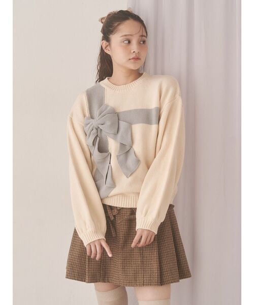 merry jenny（メリージェニー）の「プレゼントリボンニット（ニット/セーター・レディース・ピンク/ボルドー/アイボリー/ブルー・FREE）」の16枚目の写真