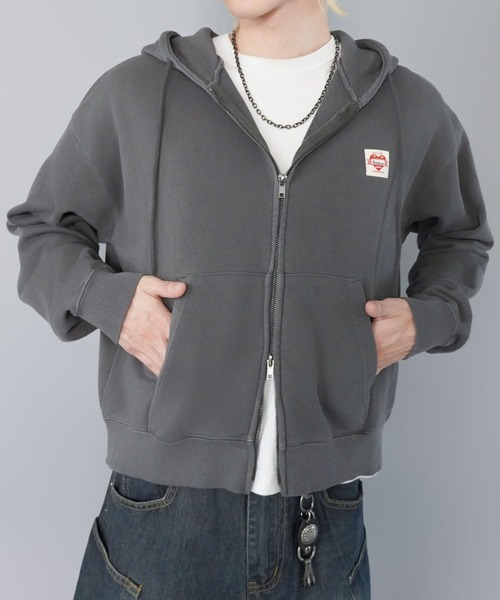 すーやん。 短丈ダブルジップパーカー/ワンポイントハート/リアルツリー