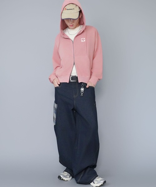 短丈ダブルジップパーカー/ワンポイントハート/リアルツリー/ショート