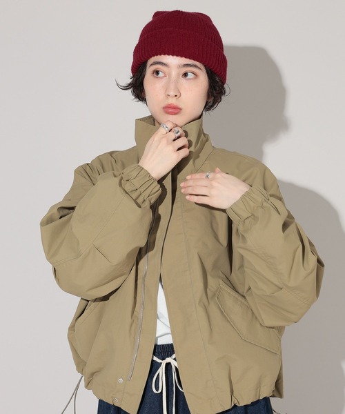 GEORGE'S(ジョージズ)の「スイングトップ(ナイロンジャケット・レディース・ベージュ/ブラック・SMALL/MEDIUM)」の16枚目の写真