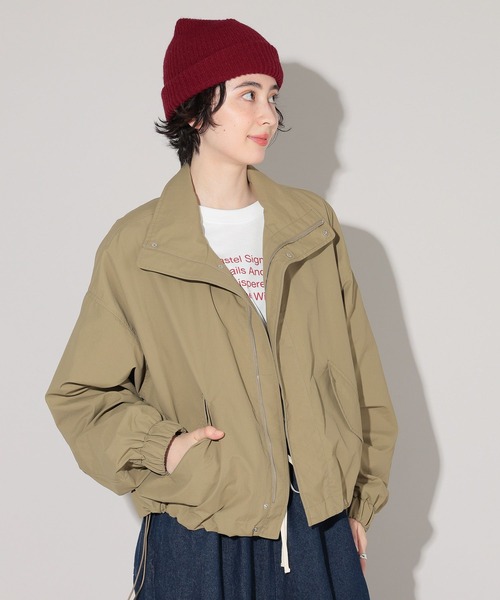 GEORGE'S(ジョージズ)の「スイングトップ(ナイロンジャケット・レディース・ベージュ/ブラック・SMALL/MEDIUM)」の21枚目の写真