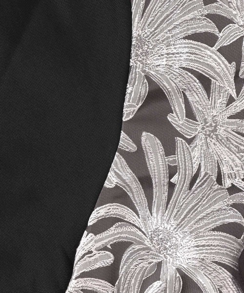 HARE（ハレ）の「ストリングジャガードキリカエVネックトップス(HARE)（スウェット・レディース・ネイビー/シルバー/ゴールド/グレー・FREE）」の16枚目の写真