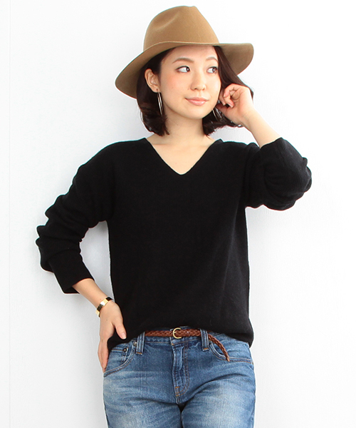 B:MING by BEAMS(ビーミングバイビームス)の「ビーミング by ビームス / カタアゼ Vネックプルオーバー(ニット/セーター・レディース・オフホワイト/ライトグレー/ブラック・ONE SIZE)」の12枚目の写真