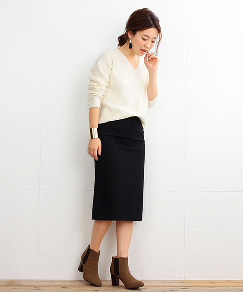 B:MING by BEAMS(ビーミングバイビームス)の「ビーミング by ビームス / カタアゼ Vネックプルオーバー(ニット/セーター・レディース・オフホワイト/ライトグレー/ブラック・ONE SIZE)」の14枚目の写真