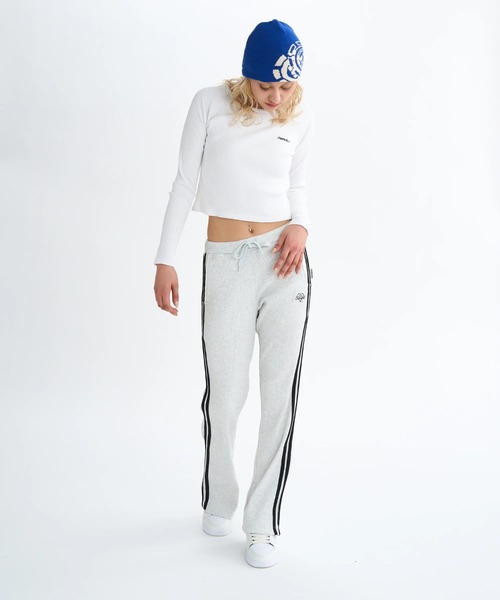 ELEMENT eden(エレメントエデン)の「ELEMENT レディース RIB RINGER LS WOMEN ロンT 【2025年秋冬モデル】/エレメントセットアップ対応クロップド丈ロゴワンポイントリブラグランスリーブ長袖ロンT(Tシャツ/カットソー・レディース・ホワイト×ブルー/ブラック/ホワイト・MEDIUM)」の7枚目の写真