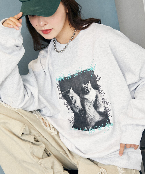 PUBLUX(パブリュクス)の「PUBLUX/パブリュクス キャット フォト 裏起毛 スウェット 限定展開(スウェット・レディース・ネイビー/チャコールグレー/ライトグレー・L/M/S)」の13枚目の写真