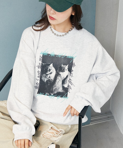 PUBLUX(パブリュクス)の「PUBLUX/パブリュクス キャット フォト 裏起毛 スウェット 限定展開(スウェット・レディース・ネイビー/チャコールグレー/ライトグレー・L/M/S)」の14枚目の写真
