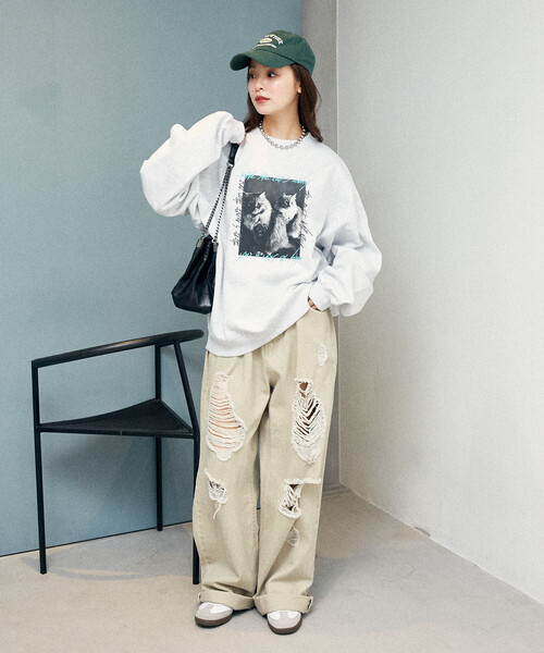 PUBLUX(パブリュクス)の「PUBLUX/パブリュクス キャット フォト 裏起毛 スウェット 限定展開(スウェット・レディース・ネイビー/チャコールグレー/ライトグレー・L/M/S)」の18枚目の写真