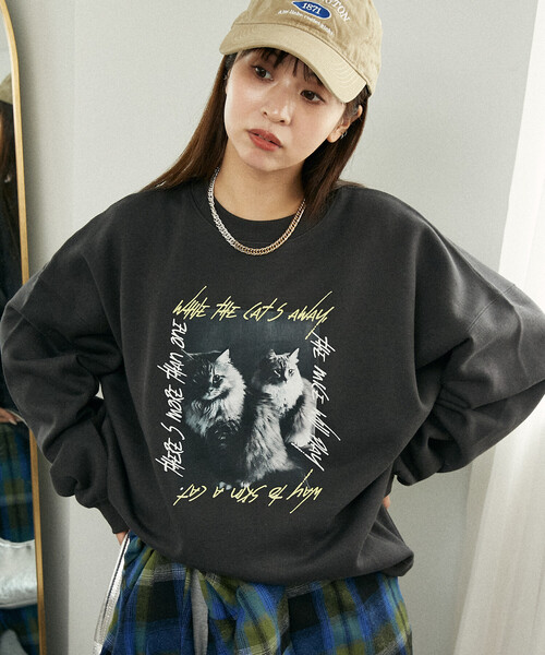 PUBLUX(パブリュクス)の「PUBLUX/パブリュクス キャット フォト 裏起毛 スウェット 限定展開(スウェット・レディース・ネイビー/チャコールグレー/ライトグレー・L/M/S)」の21枚目の写真