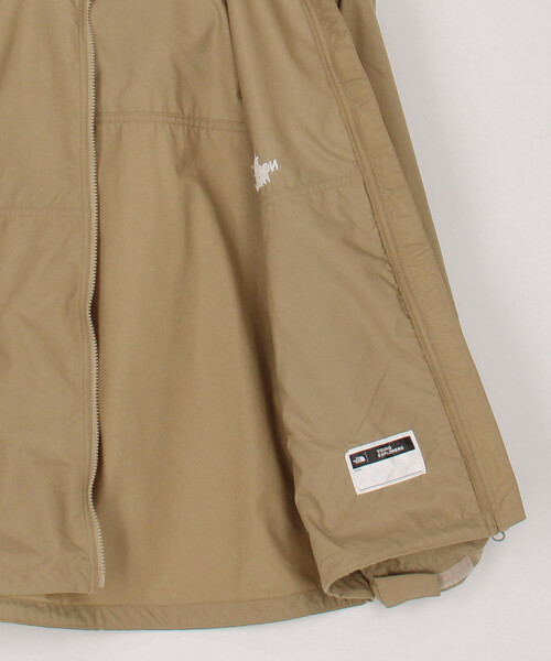 FREAK'S STORE（フリークスストア）の「限定展開 THE NORTH FACE/ザ・ノース・フェイス コンパクトジャケット（キッズ） / NPJ22510（ナイロンジャケット・キッズ・ベージュ/ブラック・160/130/140/150）」の12枚目の写真