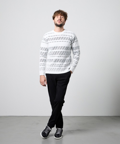 HIDEAWAYS NICOLE(ハイダウェイニコル)の「【WEB限定】バイアスダブルフェイス クルーネックニット(ニット/セーター・メンズ・ブラック/オフホワイト/ブラック系その他/ブルー系その他/ホワイト系その他・MEDIUM/LARGE/X-LARGE)」の6枚目の写真