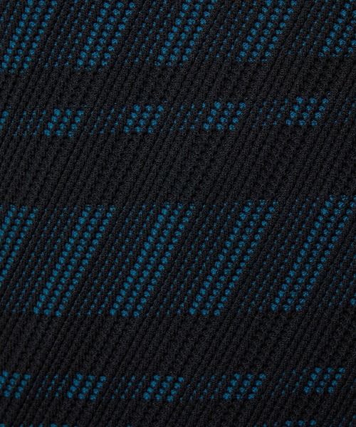 HIDEAWAYS NICOLE(ハイダウェイニコル)の「【WEB限定】バイアスダブルフェイス クルーネックニット(ニット/セーター・メンズ・ブラック/オフホワイト/ブラック系その他/ブルー系その他/ホワイト系その他・MEDIUM/LARGE/X-LARGE)」の20枚目の写真