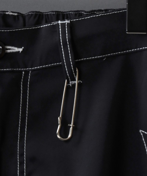 SITRY（シトリー）の「Chained Cargo Pants/チェーン付き ワイド カーゴパンツ（カーゴパンツ・メンズ・ホワイト/ブラック・M/L）」の20枚目の写真