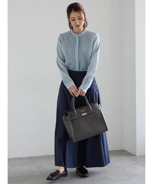 Te chichi（テチチ）の「ポイントベルトハンドBAG（ハンドバッグ・レディース・キャメル/グレー・F）」の4枚目の写真