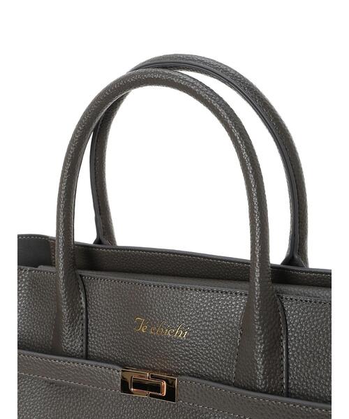 Te chichi（テチチ）の「ポイントベルトハンドBAG（ハンドバッグ・レディース・キャメル/グレー・F）」の11枚目の写真