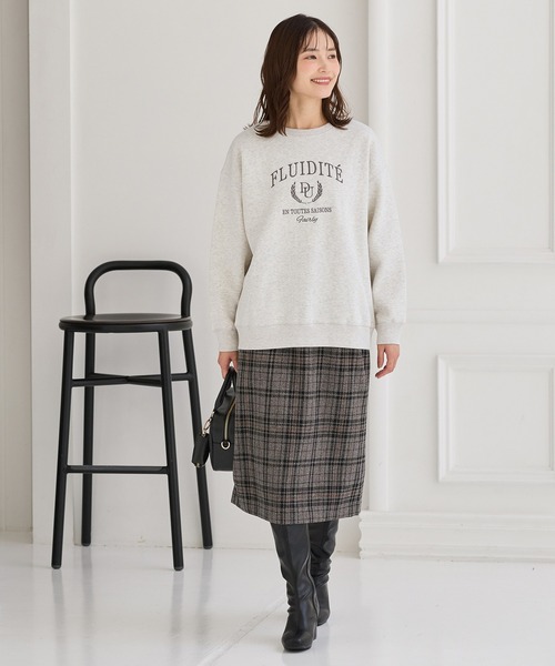 Honeys（ハニーズ）の「【ハニぽか】裏起毛ゆるカレッジ刺繍（スウェット・レディース・ブラウン/ネイビー/オートミール/ピンク/ブラック・LL/L/S/M）」の15枚目の写真