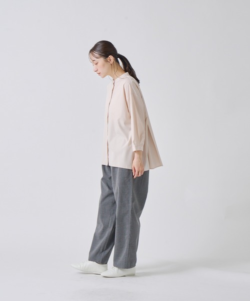 Kelen(ケレン)の「「KELEN / ケレン」バックプリーツブラウス(シャツ/ブラウス・レディース・ブラック/サックスブルー/オフホワイト/ベージュ・S/M)」の21枚目の写真