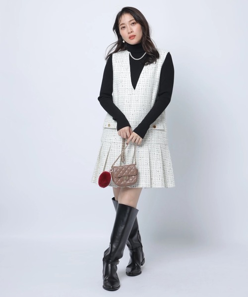 Apuweiser-riche（アプワイザーリッシェ）の「ロー切替プリーツ