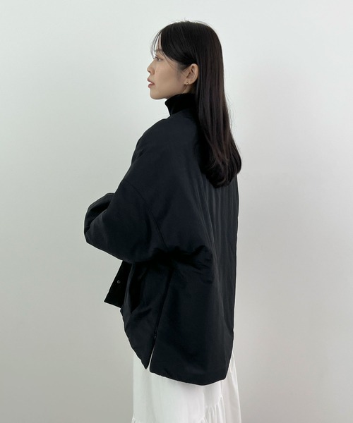 Futier land（フューティアランド）の「サイドジップノーカラー中綿ジャケット（ノーカラージャケット・レディース・アイボリー/ブラック/カーキ・MEDIUM）」の5枚目の写真