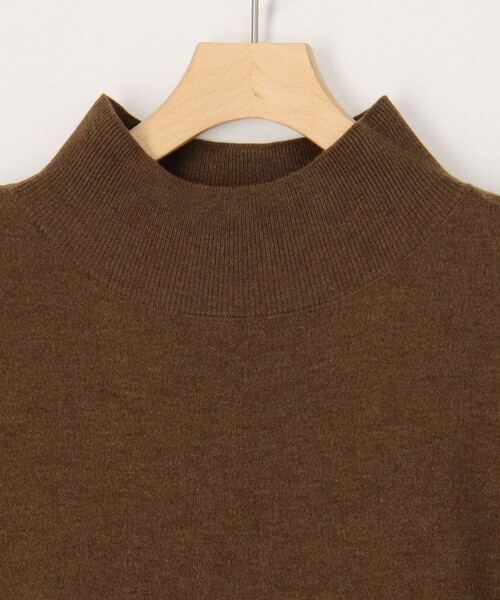 MICO COULIER（ミコクリエ）の「《セットアイテム》ハイネックベスト＋プリーツブラウス（ニット/セーター・レディース・ブルー/ブラック/ブラウン・38）」の13枚目の写真