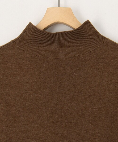 MICO COULIER（ミコクリエ）の「《セットアイテム》ハイネックベスト＋プリーツブラウス（ニット/セーター・レディース・ブルー/ブラック/ブラウン・38）」の14枚目の写真