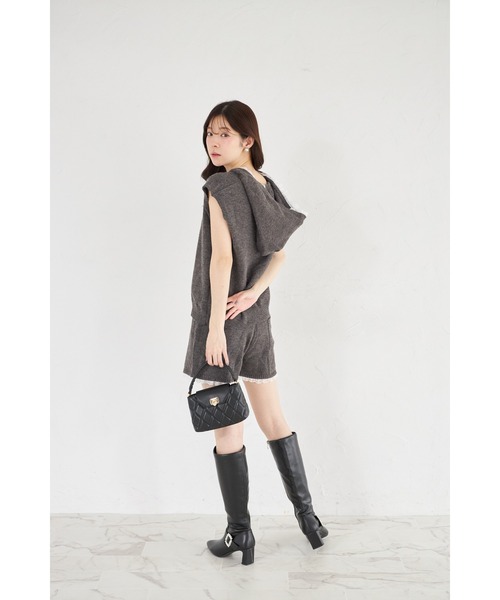 tocco closet(トッコ クローゼット)の「【ZOZO限定】フードレースニットベスト×レースヘムニットショートパンツセットアップ(セットアップ・レディース・ライトグレー/チャコールグレー/アイボリー・M)」の15枚目の写真