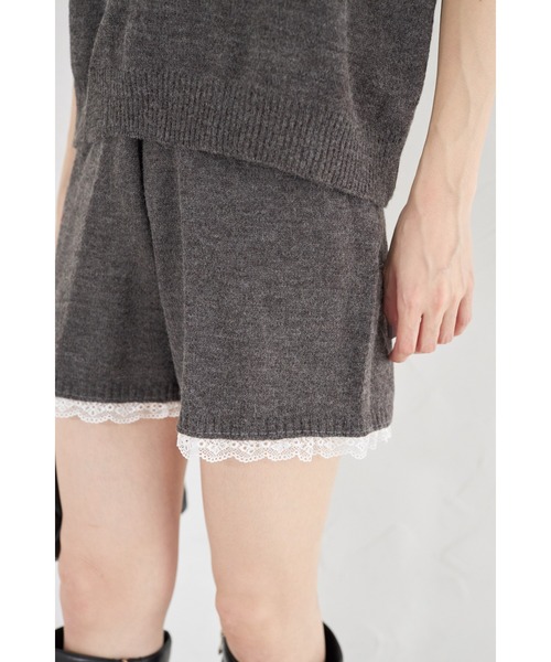 tocco closet(トッコ クローゼット)の「【ZOZO限定】フードレースニットベスト×レースヘムニットショートパンツセットアップ(セットアップ・レディース・ライトグレー/チャコールグレー/アイボリー・M)」の20枚目の写真