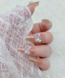 Lace Ladies（レースレディース）の「3D バタフライ ラメ フレンチ ネイルチップ （ネイルシール/ネイルチップ）」