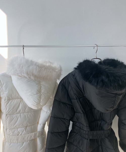 セール】♪ファーフード ベルト付き Aライン中綿ミドルコート（ダウン