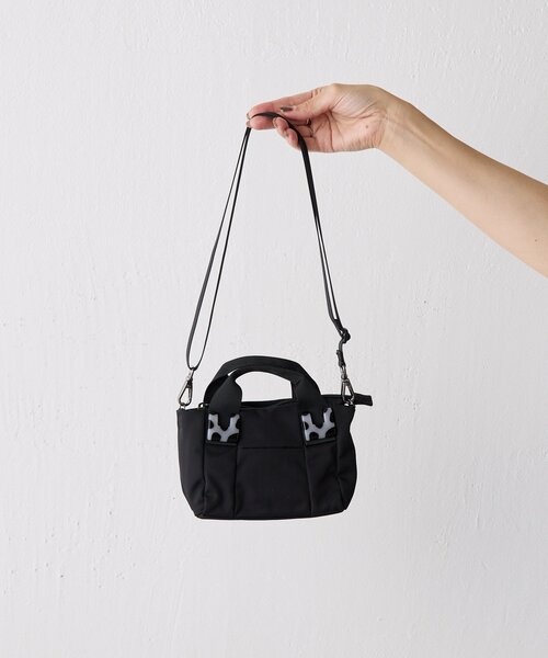 ear PAPILLONNER（イアパピヨネ）の「《インフルエンサーuchida企画》ミニ樹脂パーツトートバッグ（その他・レディース・ブラック・FREE）」の2枚目の写真