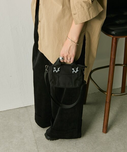 ear PAPILLONNER（イアパピヨネ）の「《インフルエンサーuchida企画》ミニ樹脂パーツトートバッグ（その他・レディース・ブラック・FREE）」の14枚目の写真