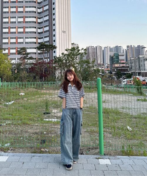 AVANDRESS(アバンドレス )の「Snow Cargo Denim Pants Milk LIGHT BLUE(デニムパンツ・メンズ・スカイブルー・SMALL/MEDIUM/LARGE)」の3枚目の写真