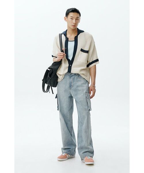 AVANDRESS(アバンドレス )の「Snow Cargo Denim Pants Milk LIGHT BLUE(デニムパンツ・メンズ・スカイブルー・SMALL/MEDIUM/LARGE)」の5枚目の写真