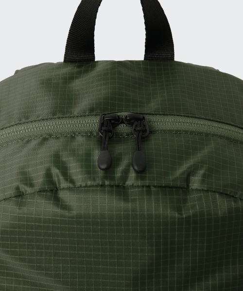 MUSINSA STANDARD（ムシンサスタンダード）の「リップストップパッカブルバックパック [カーキ]（バックパック/リュック・レディース・その他・FREE）」の5枚目の写真
