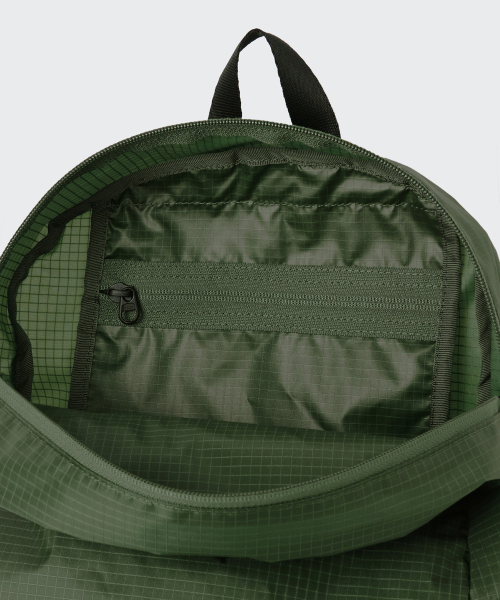 MUSINSA STANDARD（ムシンサスタンダード）の「リップストップパッカブルバックパック [カーキ]（バックパック/リュック・レディース・その他・FREE）」の7枚目の写真