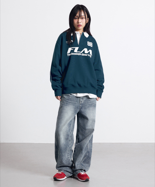 F.ILLUMINATE(フィルミネイト)の「FLM ビッグロゴ スウェットシャツ-ブルー(スウェット・レディース・その他・SMALL/MEDIUM/LARGE)」の4枚目の写真