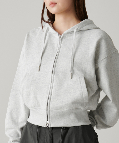 MUSINSA STANDARD WOMAN（ムシンサスタンダードウーマン）の「ウィメンズボリュームクロップフードパーカージップアップ[メランジライトグレー]（パーカー・レディース・その他・SMALL/MEDIUM/LARGE/X-SMALL）」の14枚目の写真