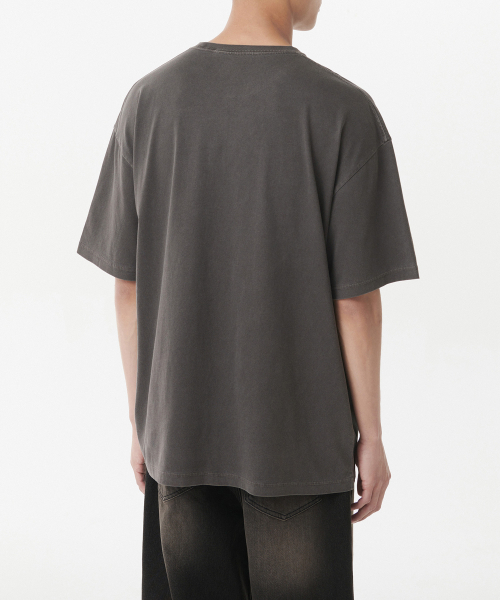 MUSINSA STANDARD（ムシンサスタンダード）の「ピグメントオーバーサイズクルーネックTシャツ[チャコールグレー]（Tシャツ/カットソー・メンズ・その他・X-LARGE/XX-LARGE/MEDIUM/LARGE）」の3枚目の写真