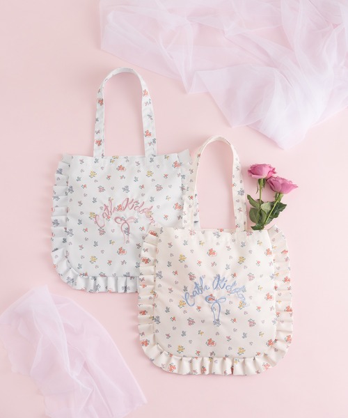 Cath Kidston（キャスキッドソン）の「【新色追加】【A4サイズ対応】フリルトートバッグ（トートバッグ・レディース・ライトピンク/サックスブルー/アイボリー/ブラック/アイボリー系/サックスブルー系・FREE）」の5枚目の写真