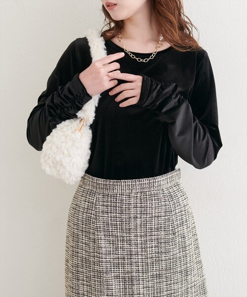 natural couture(ナチュラルクチュール)の「ストレッチベロアロングT(Tシャツ/カットソー・レディース・ベージュ/ブラウン/オフホワイト/ブラック・FREE)」の3枚目の写真