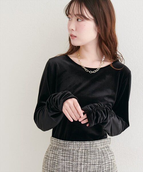 natural couture(ナチュラルクチュール)の「ストレッチベロアロングT(Tシャツ/カットソー・レディース・ベージュ/ブラウン/オフホワイト/ブラック・FREE)」の10枚目の写真