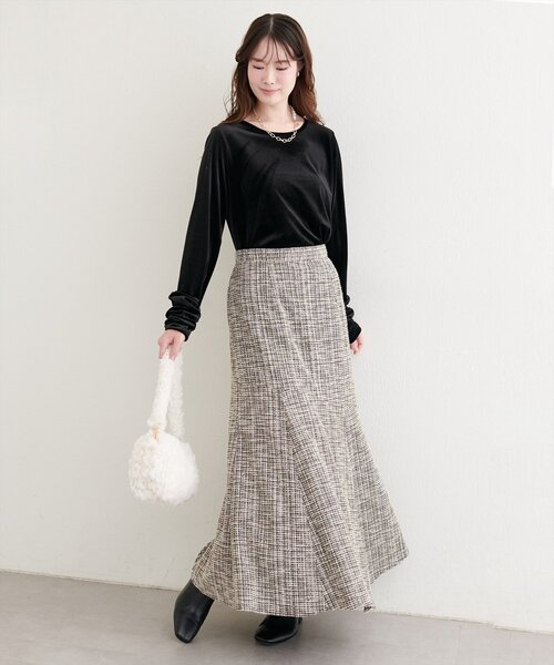 natural couture(ナチュラルクチュール)の「ストレッチベロアロングT(Tシャツ/カットソー・レディース・ベージュ/ブラウン/オフホワイト/ブラック・FREE)」の12枚目の写真