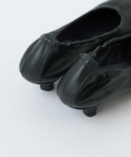 BEARDSLEY(ビアズリー)の「《CORSO ROMA 9》レザーパンプス(パンプス・レディース・ブラック/グリーン・35/36/37/38/39)」の12枚目の写真