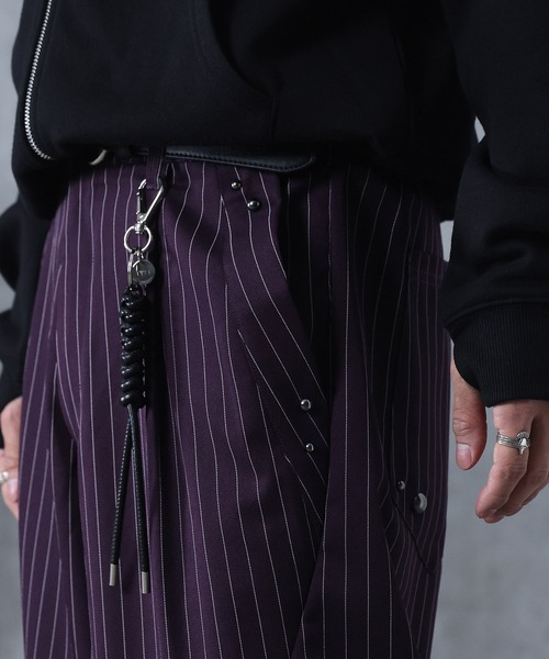 Confirm（コンファーム）の「AW スラックス スタッズ カーブパンツ メンズ レディース ユニセックス 【Confirm】（スラックス・メンズ・ブラック/ブラック系その他/パープル系その他/ブルー系その他・S/M/L）」の13枚目の写真