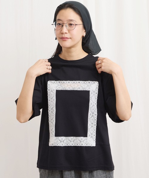 fig London(フィグロンドン)の「scene Tshirt(Tシャツ/カットソー・レディース・ベージュ/ブラック/サックスブルー・FREE)」の2枚目の写真
