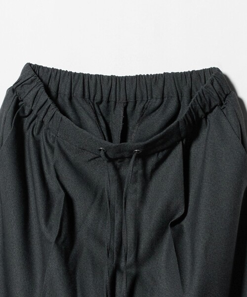 A DAY IN THE LIFE UNITED ARROWS（アデイインザライフユナイテッドアローズ）の「裏起毛 ピンヘッド イージ テーパードパンツ ‐ウォッシャブル‐＜A DAY IN THE LIFE＞（スラックス・レディース・グレー系/モカ/ネイビー・M/S）」の8枚目の写真