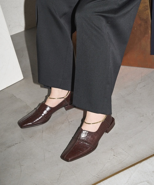 入手困難/GRISEレザースクエアクロスシームアンクルフラット 追加》GRISEレザースクエアクロスシームアンクルフラット（その他