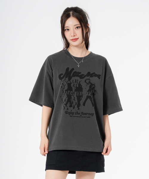 MOZMOZ(モズモズ)の「ウォーキングモズ オーバーサイズ ピグメント 半袖Tシャツ チャコール(Tシャツ/カットソー・レディース・その他・M/XL/XXL)」の3枚目の写真